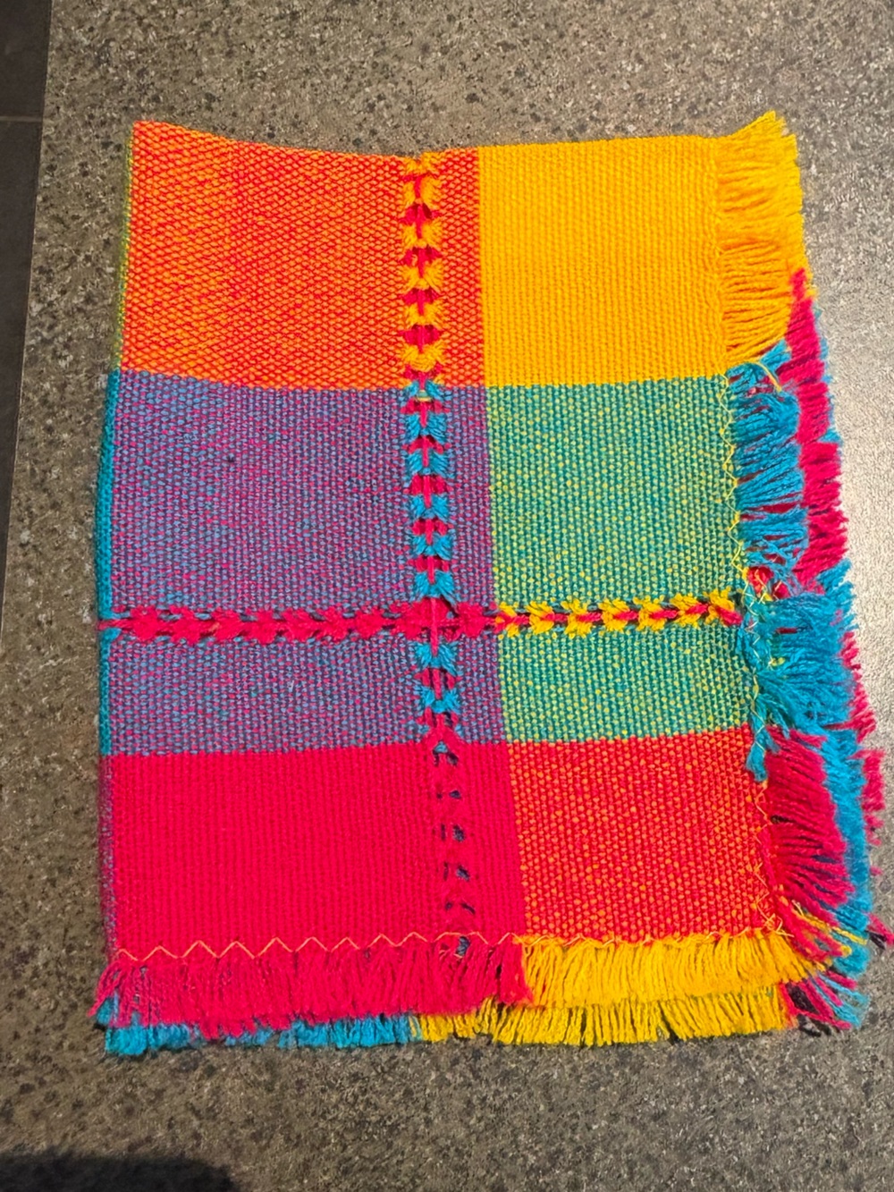 Mexican woven tablecloth and 6 napkins - Picture 4 of 9